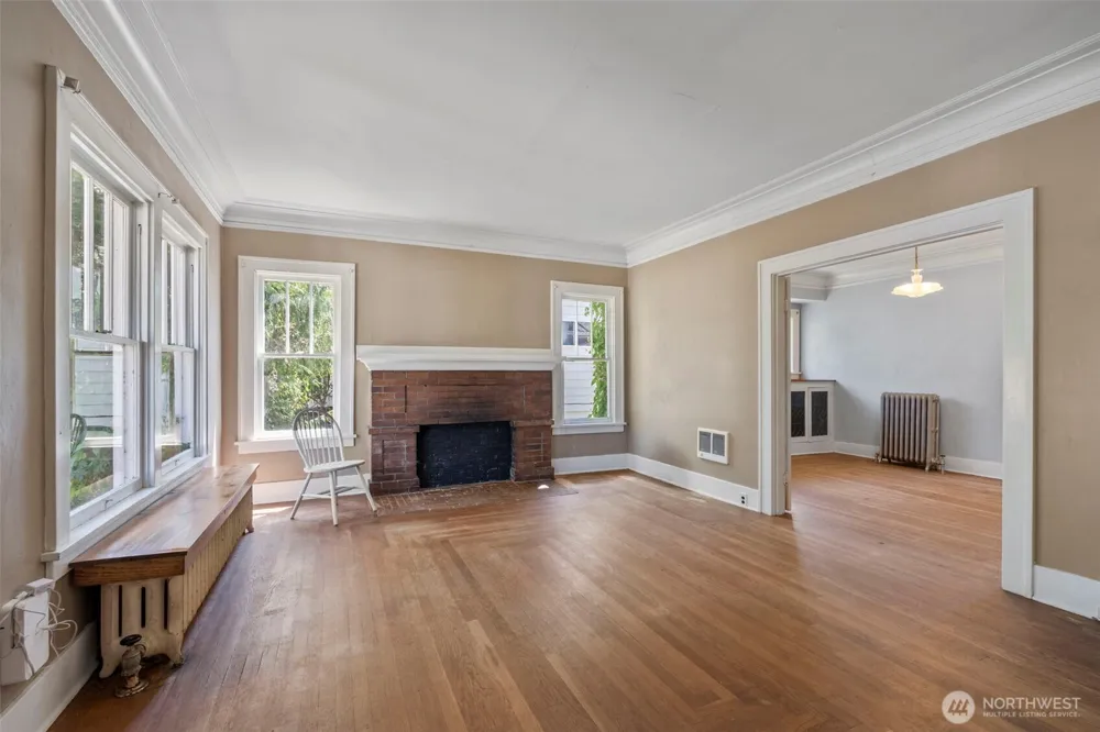 297 NE Washington Avenue Chehalis, WA 98532