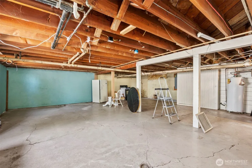 297 NE Washington Avenue Chehalis, WA 98532