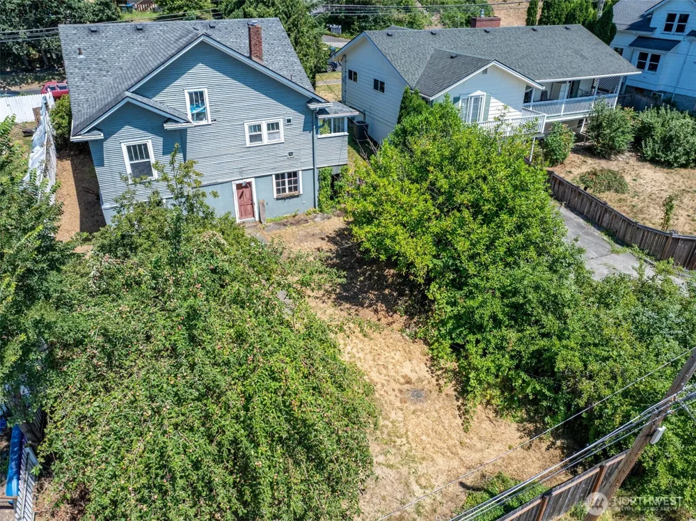 297 NE Washington Avenue Chehalis, WA 98532