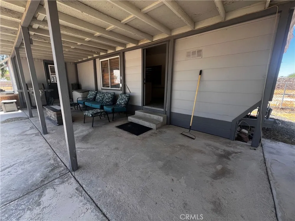 1225 Desert Needles, CA 92363