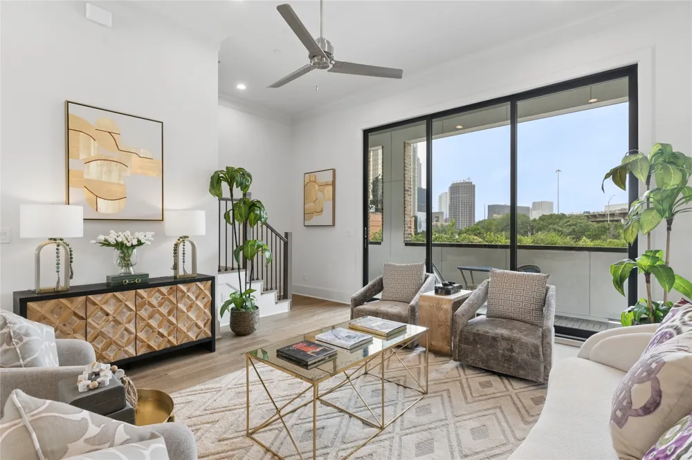 2401 Canton Street #1003 Dallas, TX 75201