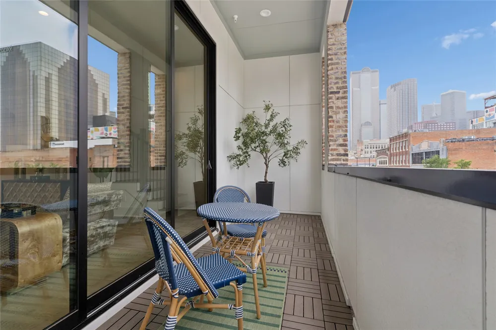 2401 Canton Street #1003 Dallas, TX 75201