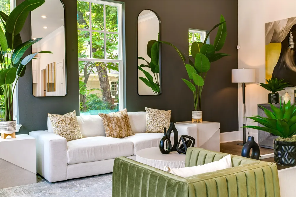 1416 Avenue Plano, TX 75074