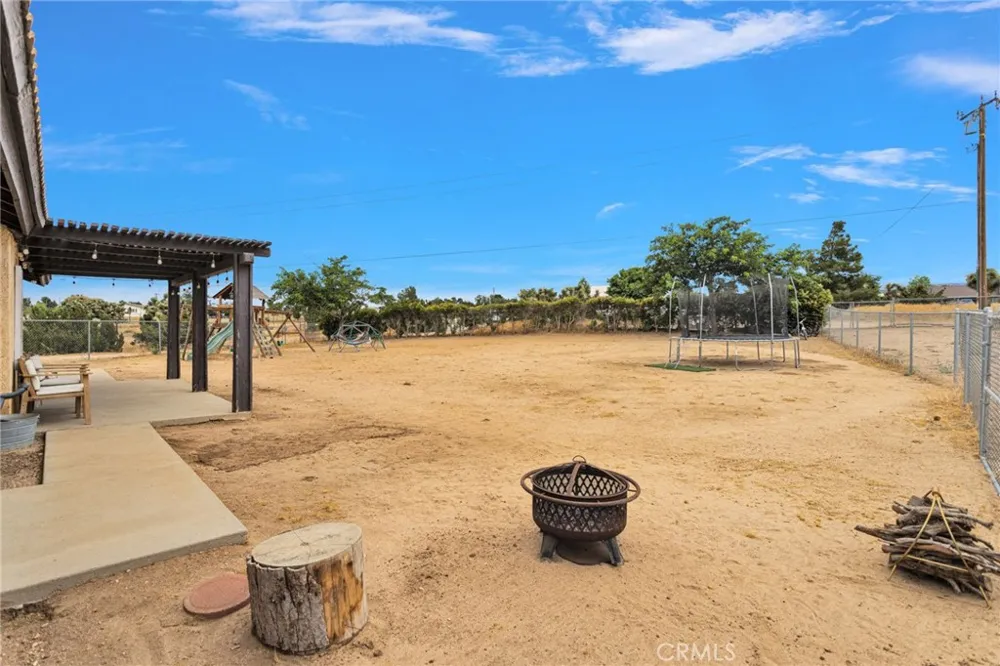 6432 Lime Road Phelan, CA 92371
