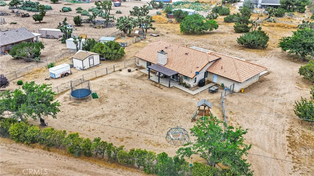 6432 Lime Road Phelan, CA 92371