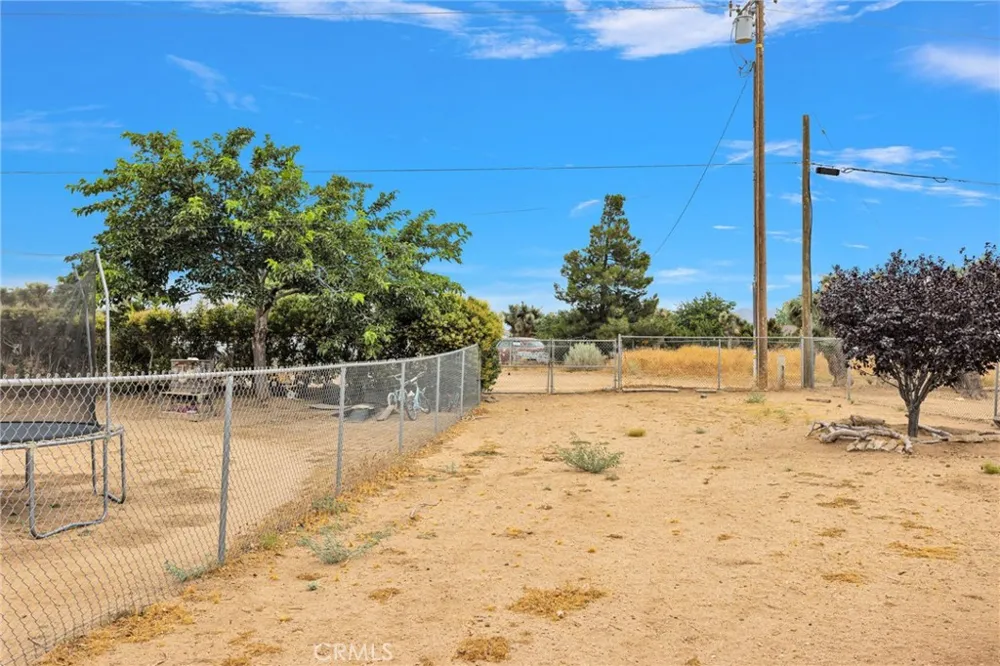 6432 Lime Road Phelan, CA 92371