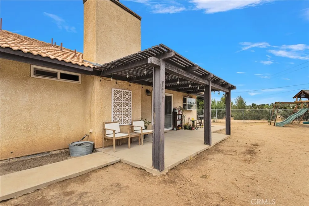 6432 Lime Road Phelan, CA 92371