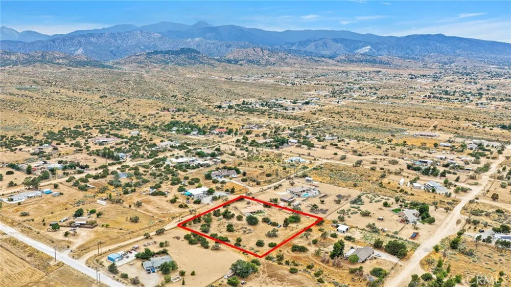 6432 Lime Road Phelan, CA 92371