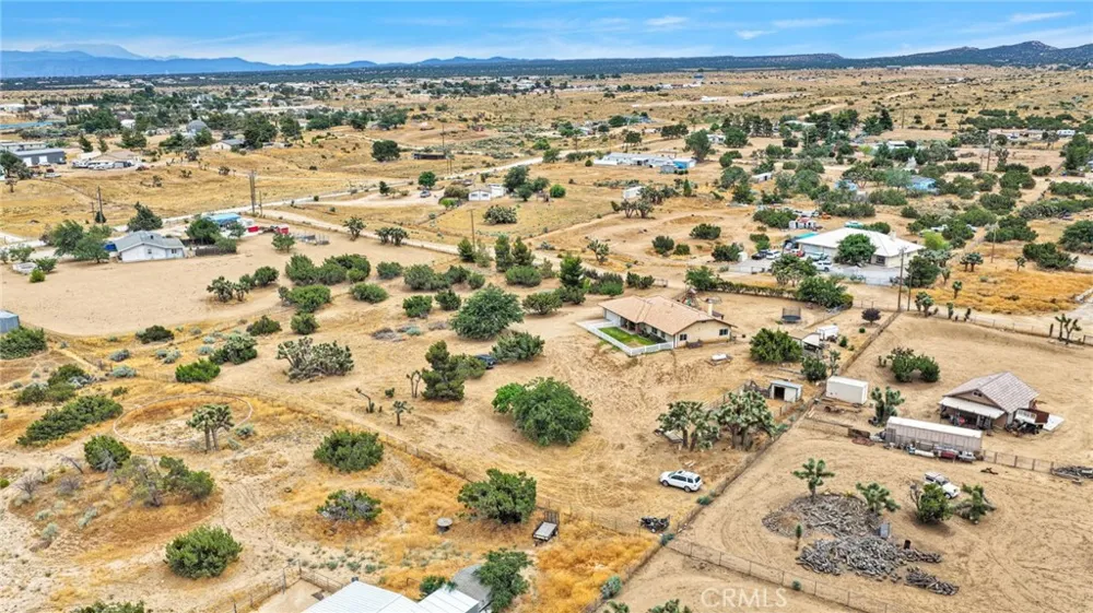 6432 Lime Road Phelan, CA 92371