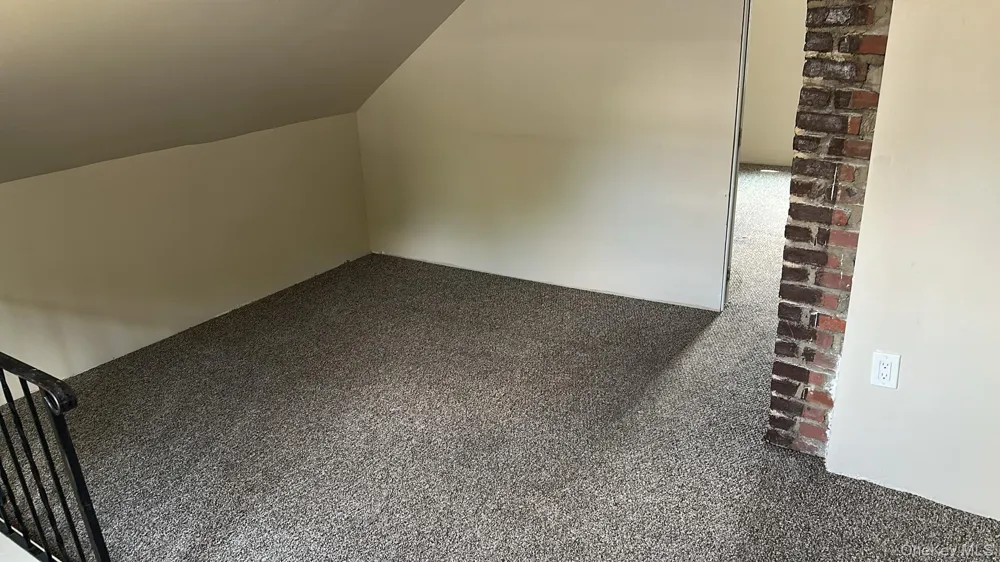 28 Stowe Hempstead, NY 11550