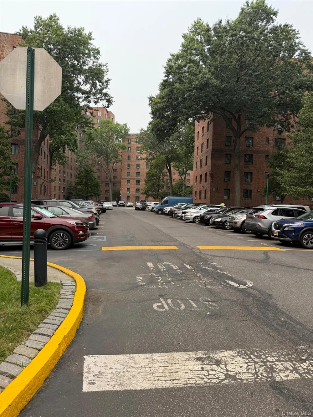 1605 Metropolitan Avenue #12C Bronx, NY 10462