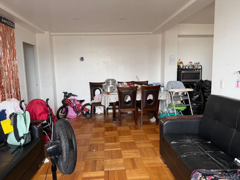 1605 Metropolitan Avenue #12C Bronx, NY 10462