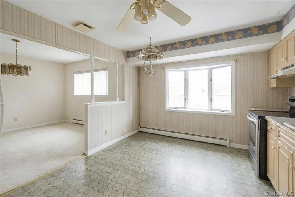 286 W 13th Street Deer Park, NY 11729