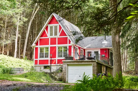 488 Black Forest Road