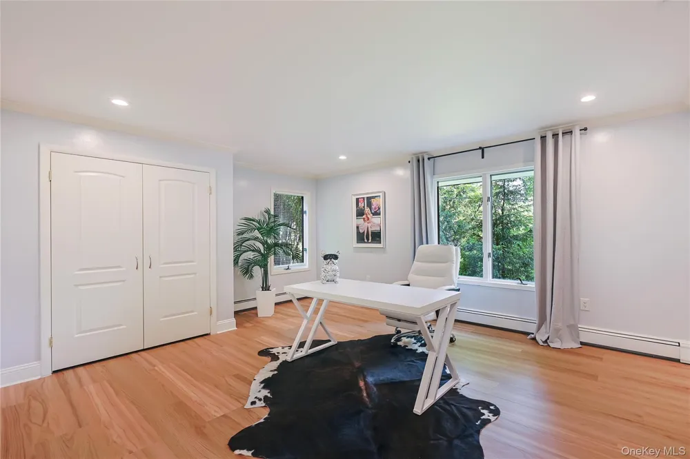 119 Harrow Lane Manhasset, NY 11030