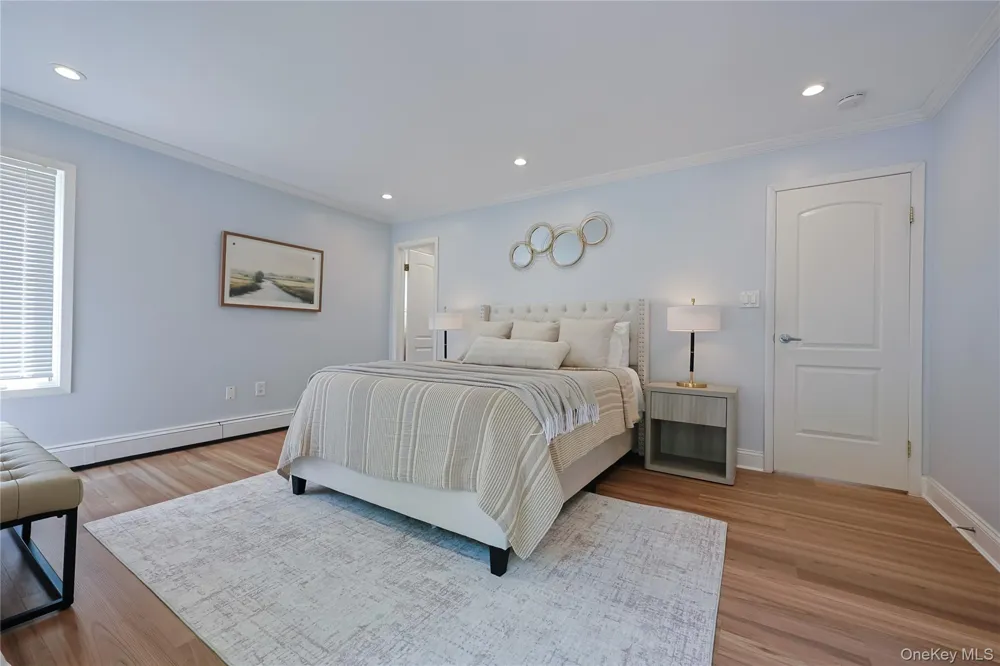 119 Harrow Lane Manhasset, NY 11030