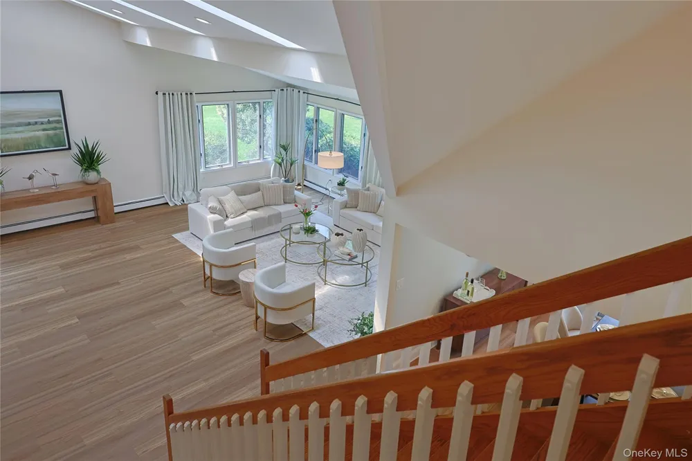 119 Harrow Lane Manhasset, NY 11030