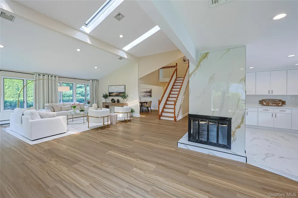 119 Harrow Lane Manhasset, NY 11030