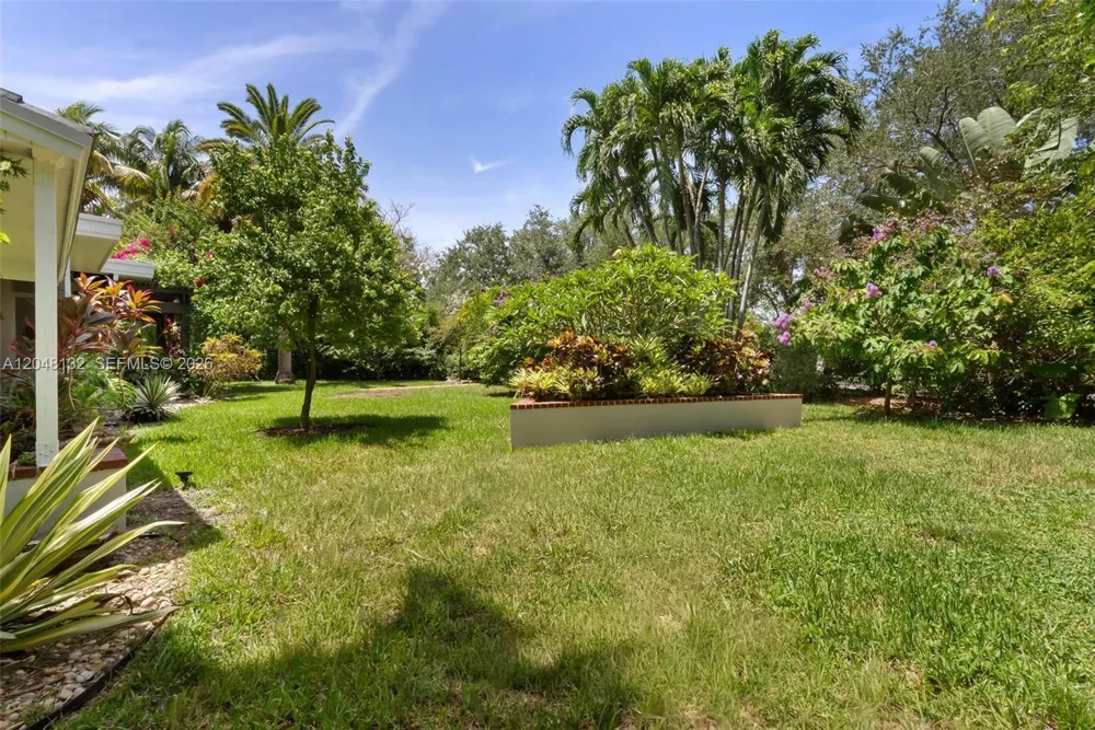 12045 Griffing Blvd Biscayne Park, FL 33161