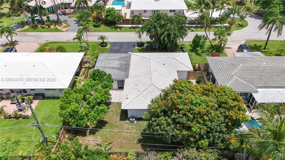 1892 NE 33rd St Oakland Park, FL 33306