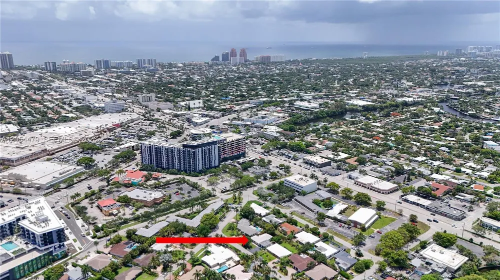 1892 NE 33rd St Oakland Park, FL 33306