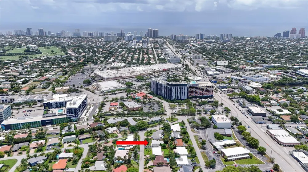 1892 NE 33rd St Oakland Park, FL 33306