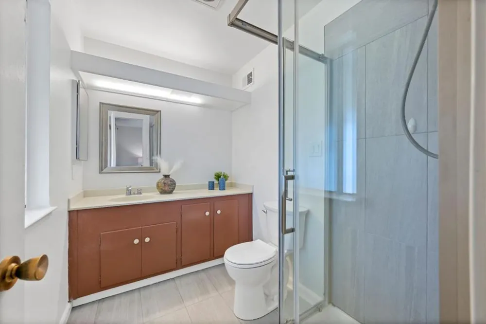 7864 Belknap Drive Cupertino, CA 95014