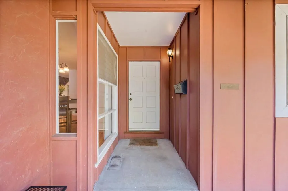 7864 Belknap Drive Cupertino, CA 95014