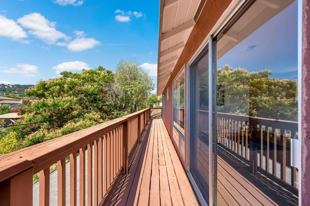 7864 Belknap Drive Cupertino, CA 95014