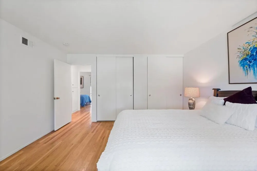 7864 Belknap Drive Cupertino, CA 95014