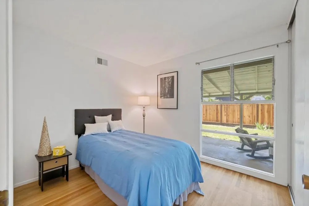 7864 Belknap Drive Cupertino, CA 95014