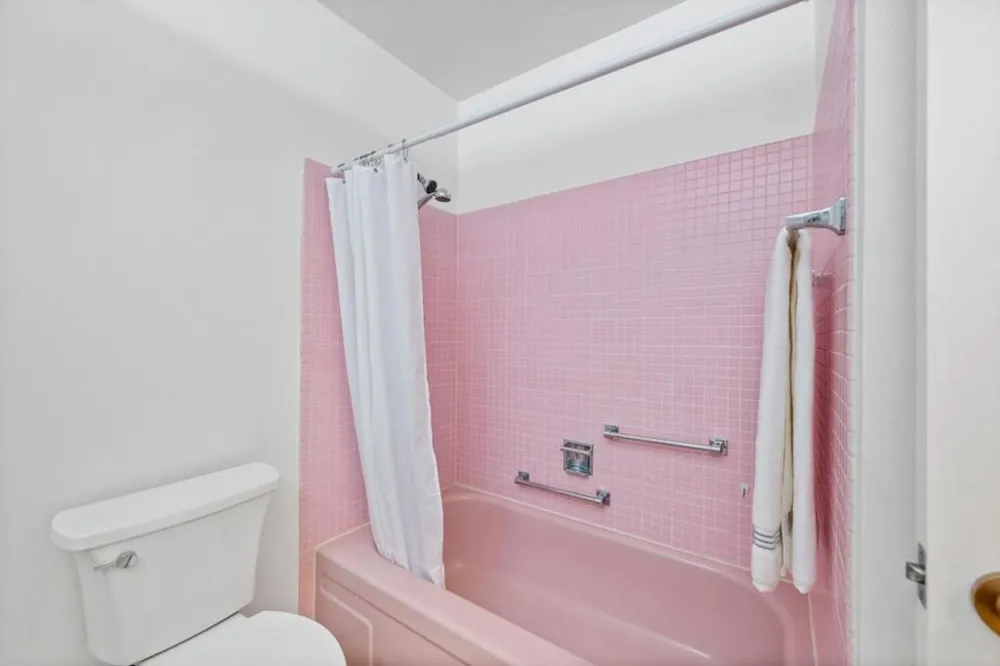 7864 Belknap Drive Cupertino, CA 95014