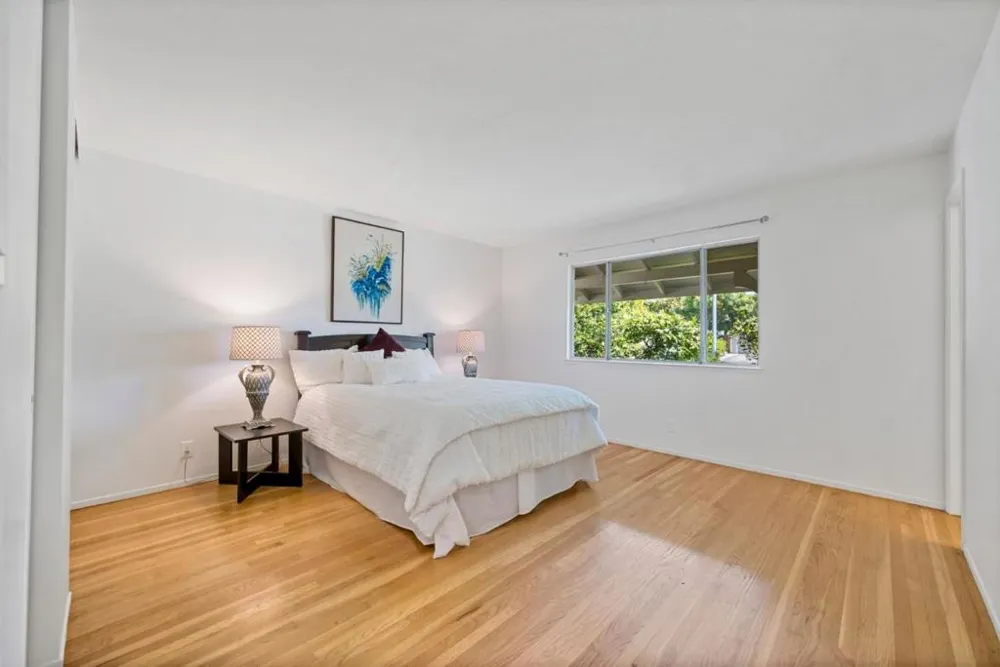 7864 Belknap Drive Cupertino, CA 95014