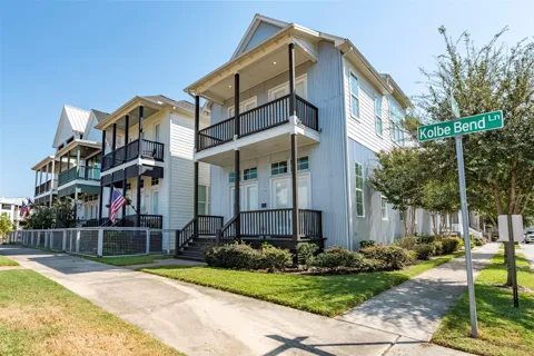 8736 Oak Kolbe Lane