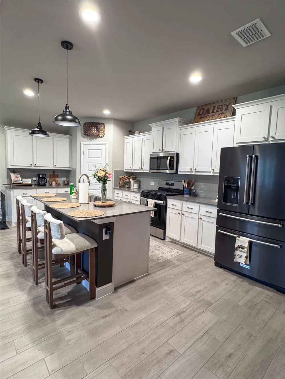 1908 Cookes Lane Cleburne, TX 76033