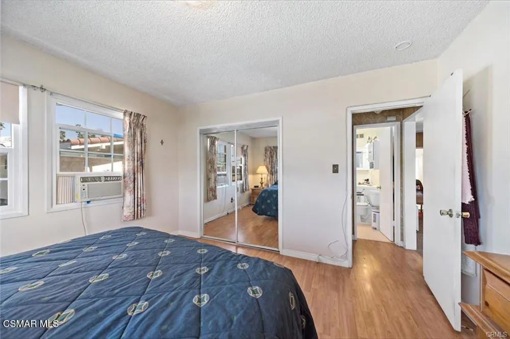 2706 W Avenue 30 Los Angeles, CA 90065
