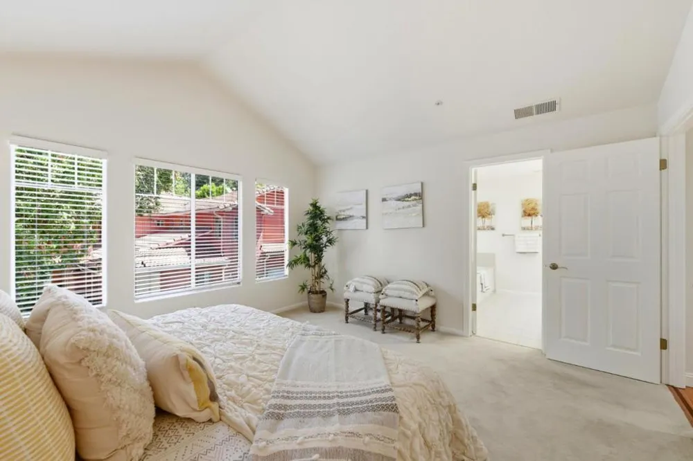 117 Gladys Avenue Mountain View, CA 94043