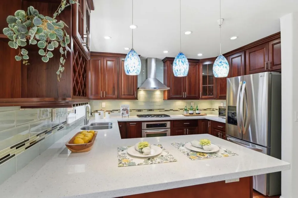 117 Gladys Avenue Mountain View, CA 94043