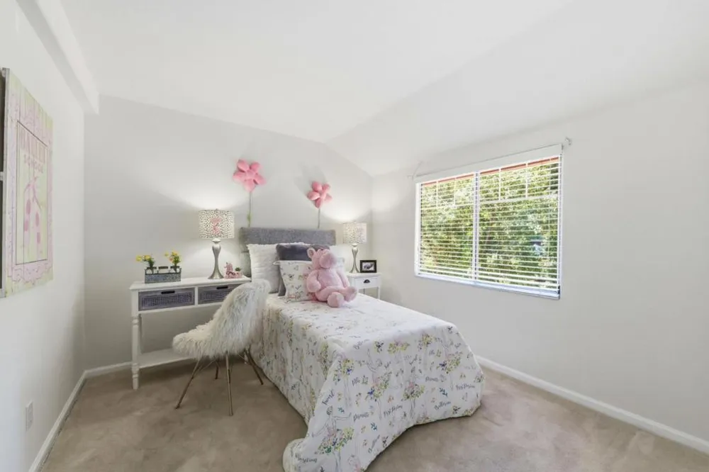 117 Gladys Avenue Mountain View, CA 94043