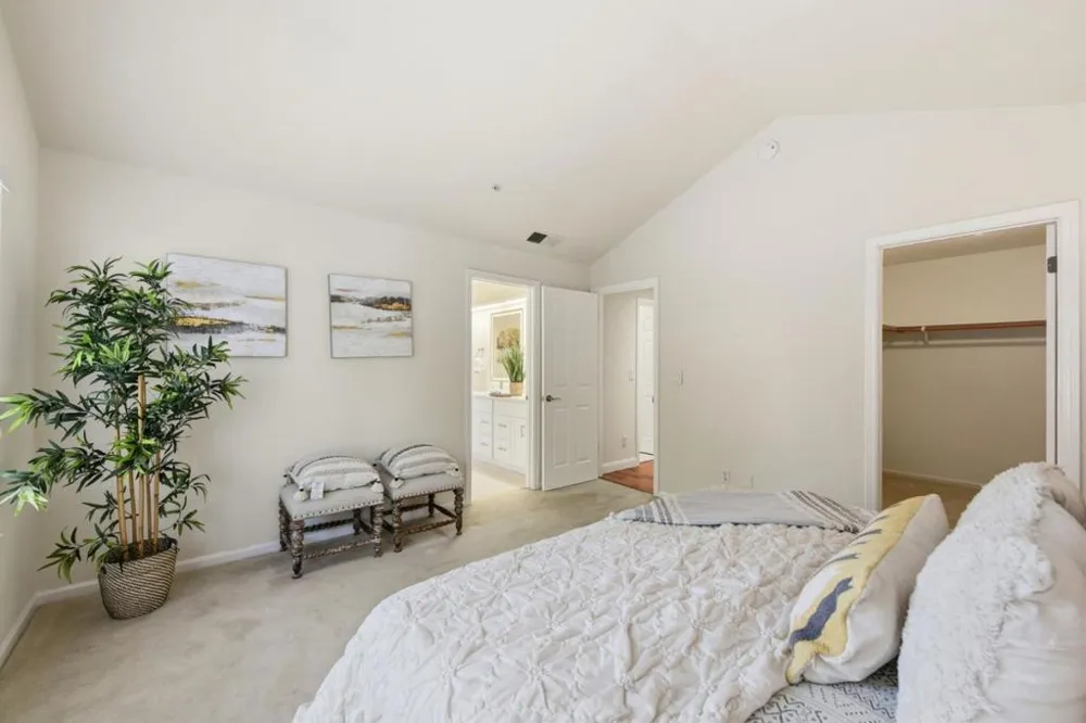 117 Gladys Avenue Mountain View, CA 94043
