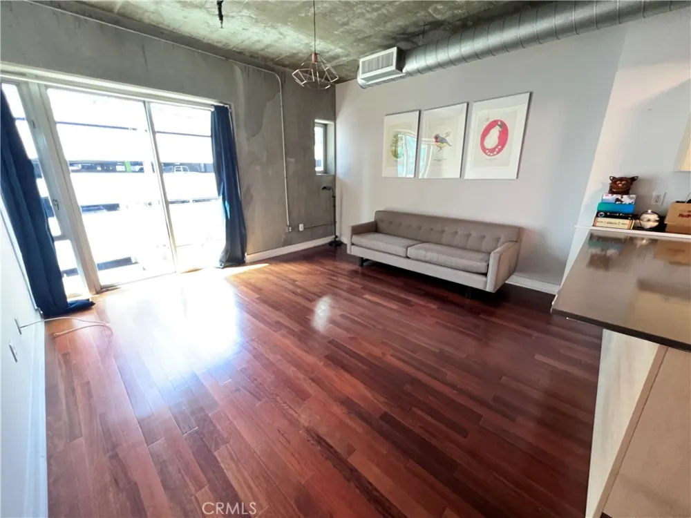 645 W 9th st. #508 Los Angeles, CA 90015