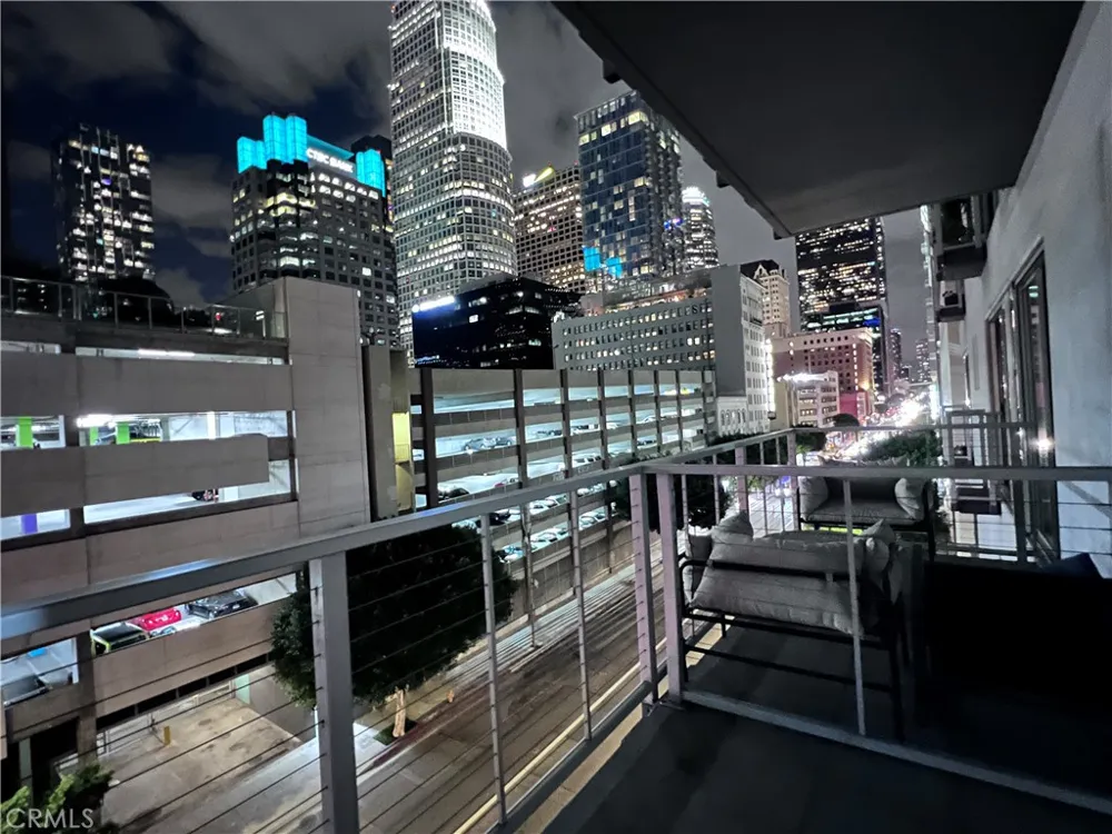 645 W 9th st. #508 Los Angeles, CA 90015