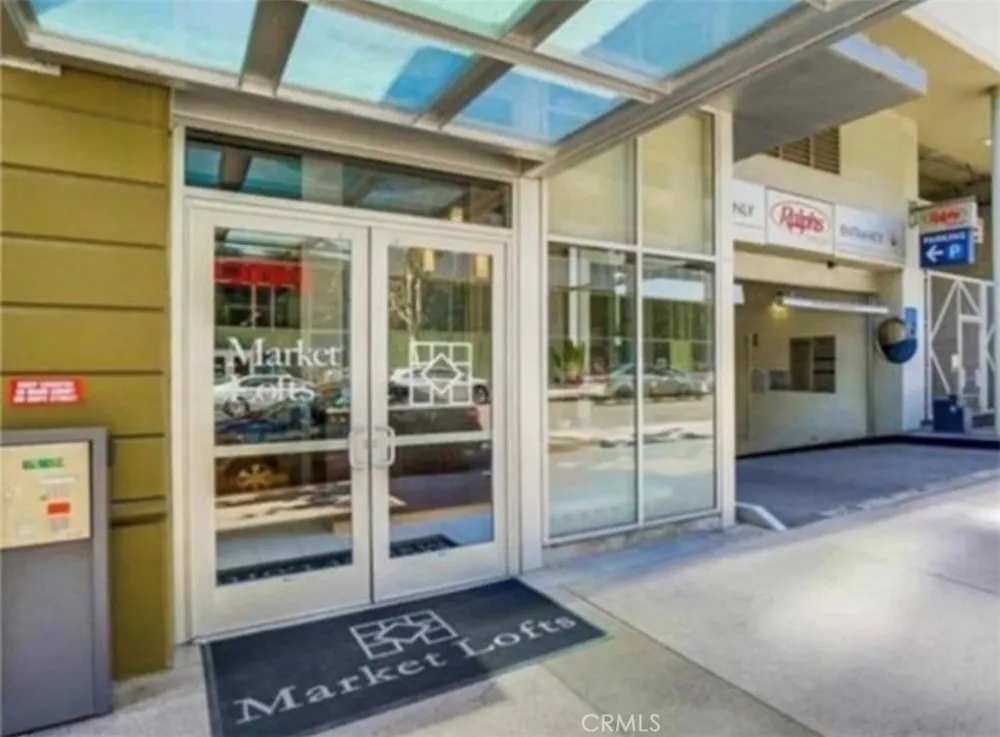 645 W 9th st. #508 Los Angeles, CA 90015