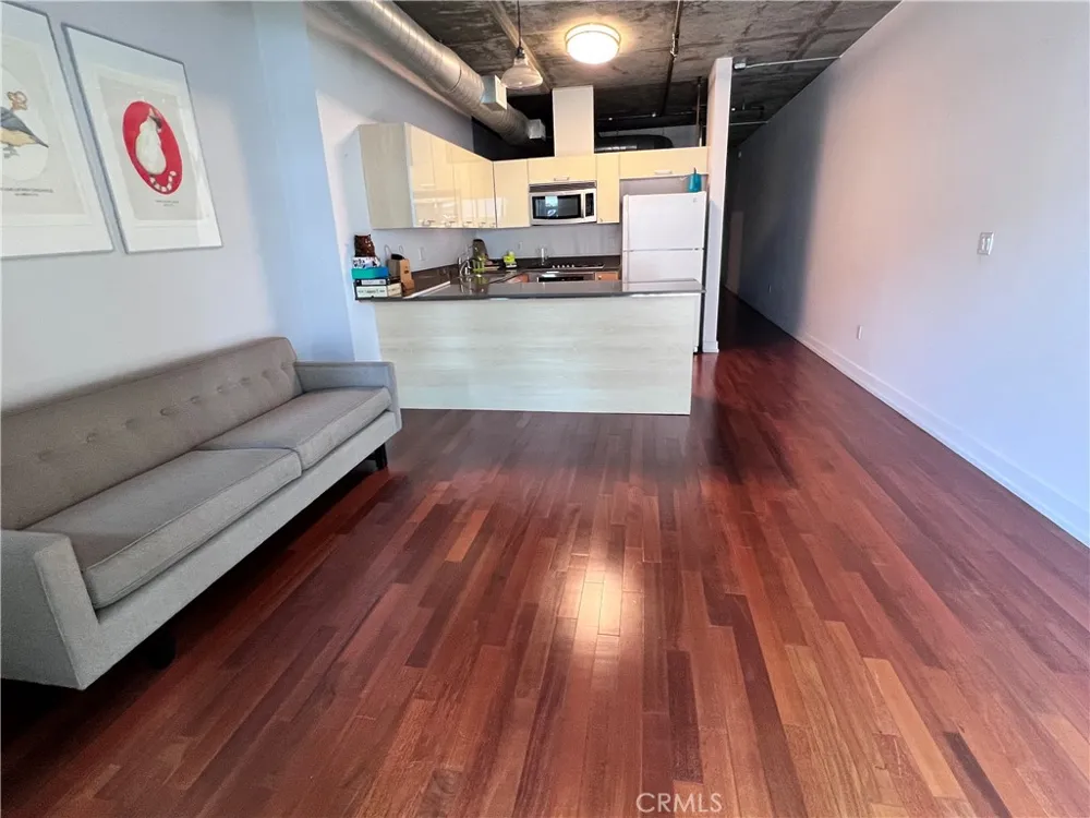 645 W 9th st. #508 Los Angeles, CA 90015