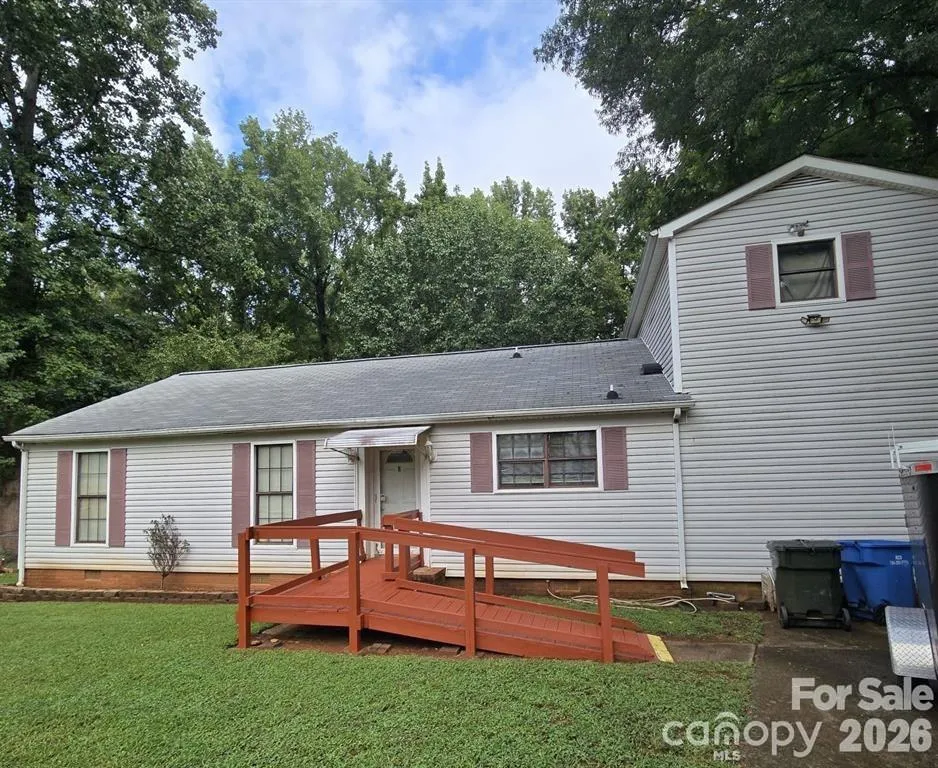 10100 Cromarty Lane Mint Hill, NC 28227