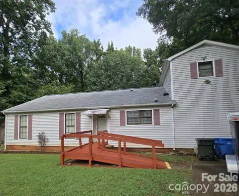 10100 Cromarty Lane