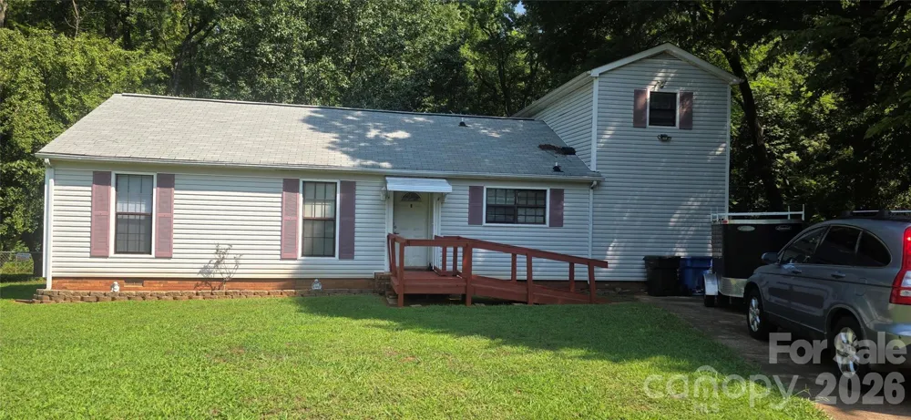 10100 Cromarty Lane Mint Hill, NC 28227