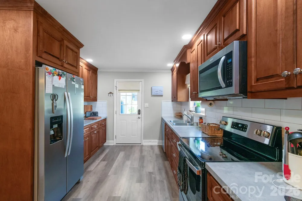 1501 Old Hickory Grove Road Mount Holly, NC 28120