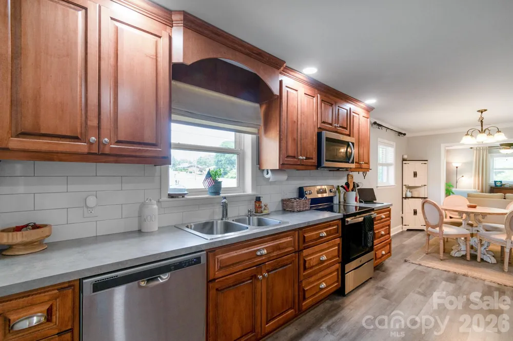 1501 Old Hickory Grove Road Mount Holly, NC 28120