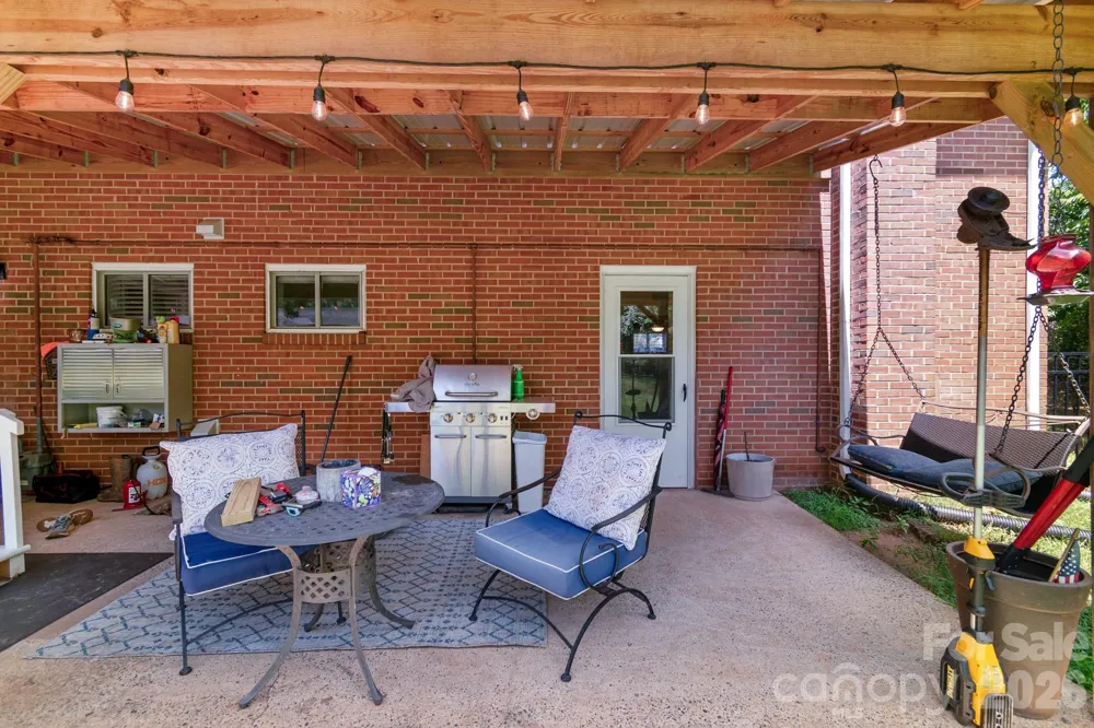 1501 Old Hickory Grove Road Mount Holly, NC 28120